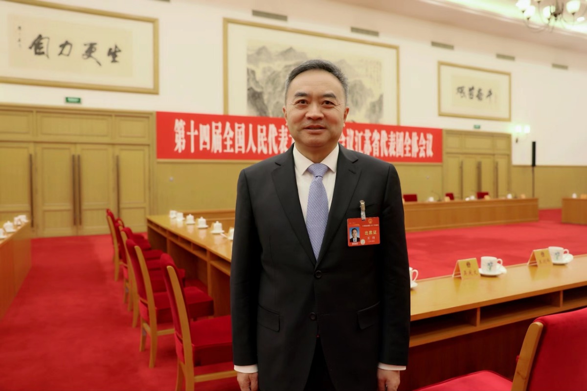如何保障激励志愿者? 全国人大代表龙翔建议加快推进志愿服务立法