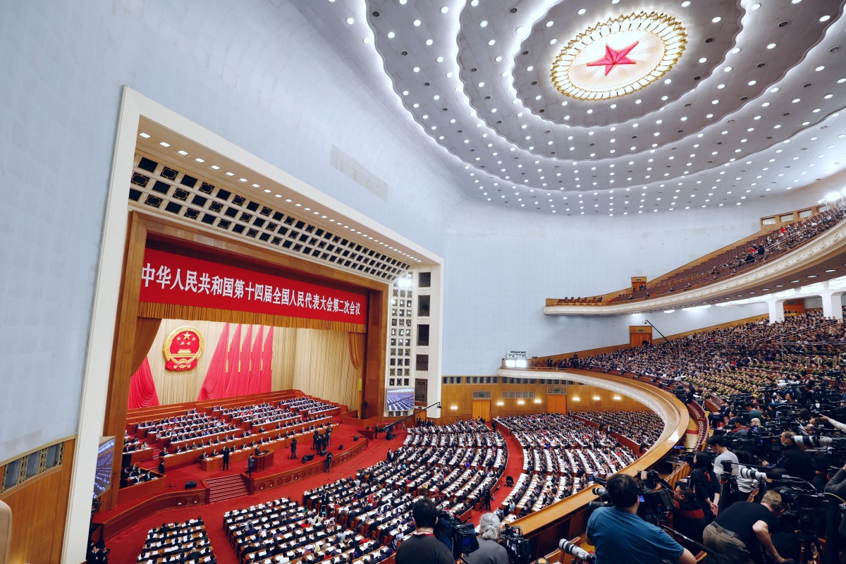 两会观察｜政府工作报告只讲干货 实招硬招暖招回应社会关切