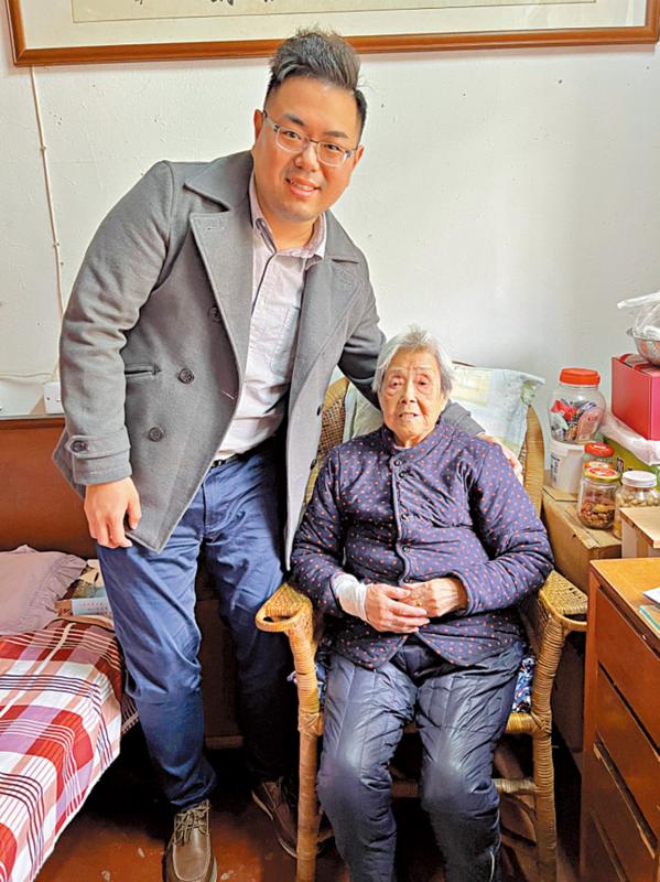 回浙江寻根 “见到100岁姑奶奶”