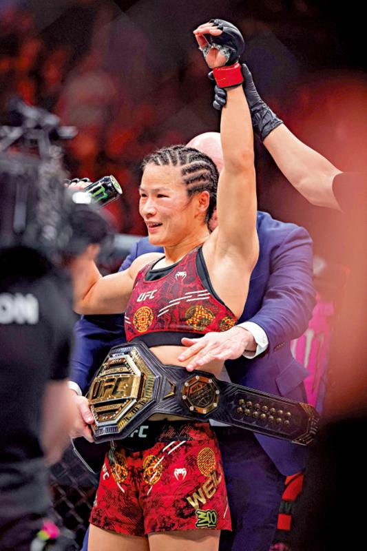 ﻿UFC首场中国打吡冠军战 张伟丽赢闫晓楠成功卫冕