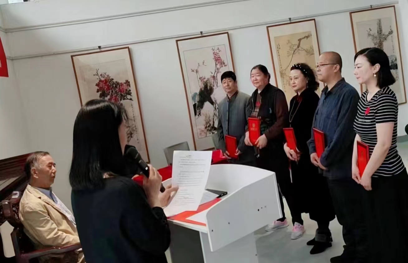 著名国画家李德君先生收徒拜师仪式在郑州举行