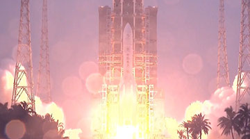 成功“太空刹车”嫦娥六号进入环月轨道飞行