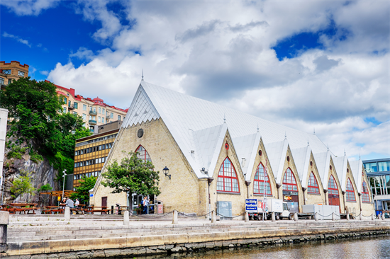 瑞典哥德堡的美食復興，從一座長達一個半世紀只售賣海鮮的老教堂說起