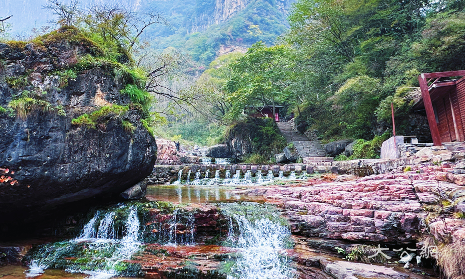 新乡南太行关山景区：独特魅力与卓越风姿