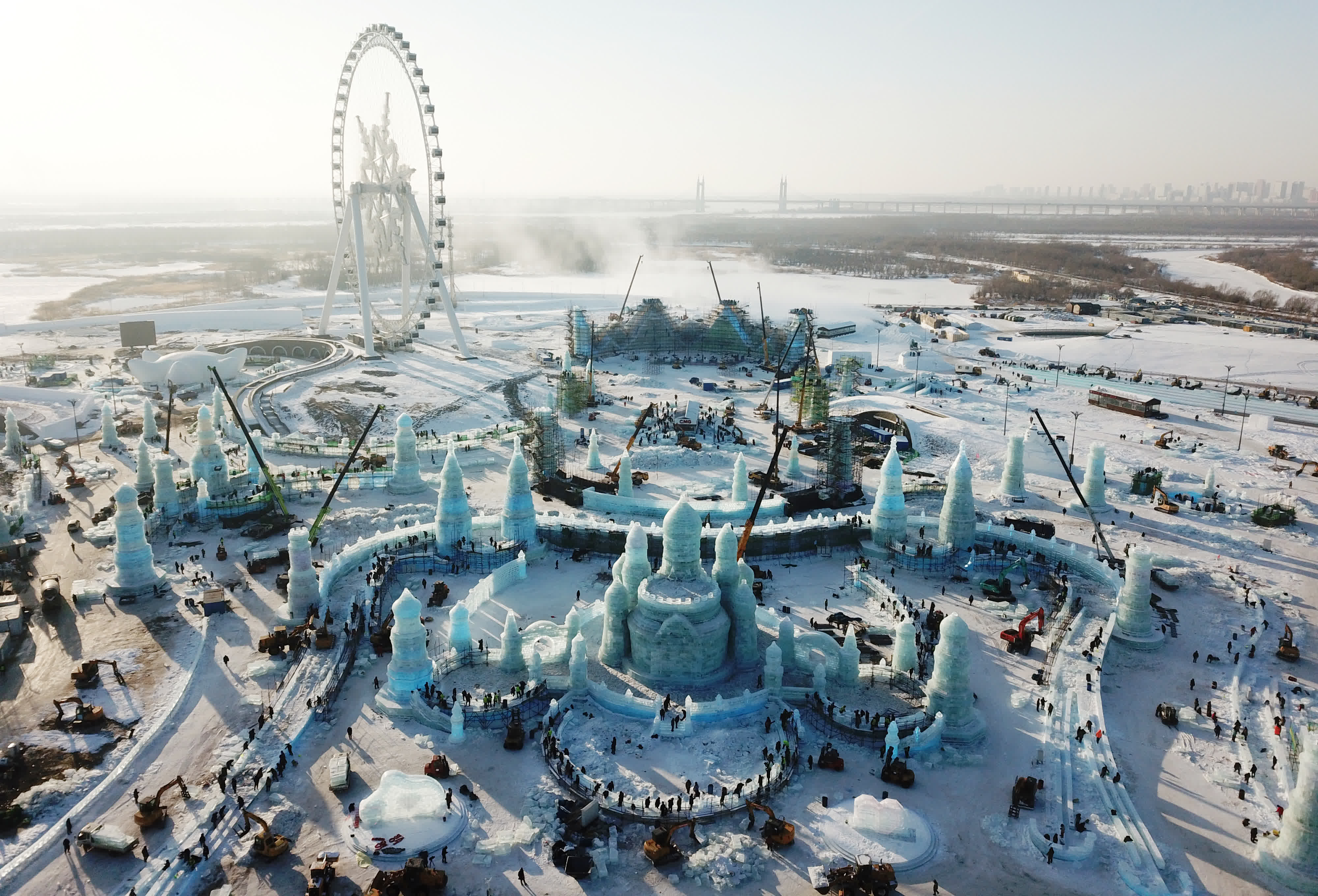 黑龍江發(fā)展特色冰雪旅游 打造經濟增長點