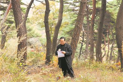 王仁卿：踏遍萬(wàn)頃林草地 繪制植被“藏寶圖”