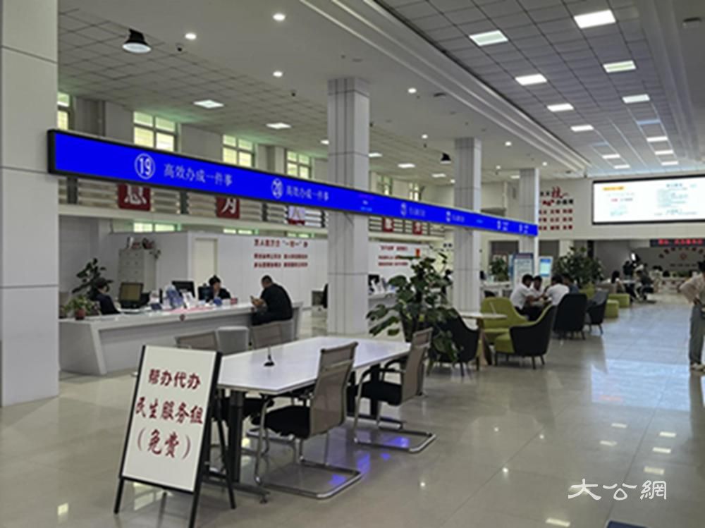 河南省兰考县三向发力深化政务服务改革