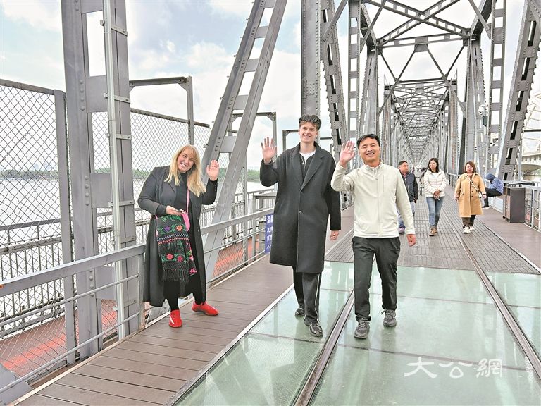 沐清风 游龙江｜“出国旅游去，中国黑龙江！”
