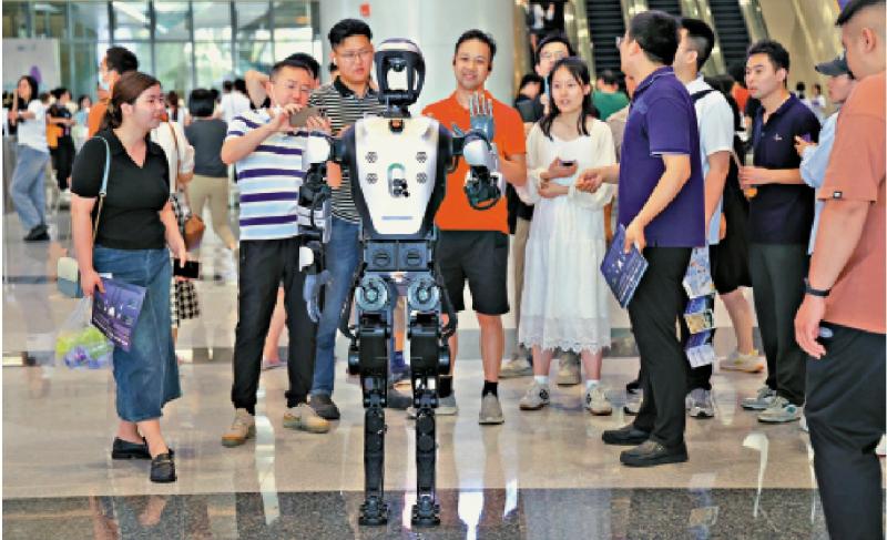 ?全力支持/深化“千行百業(yè)＋AI”應用