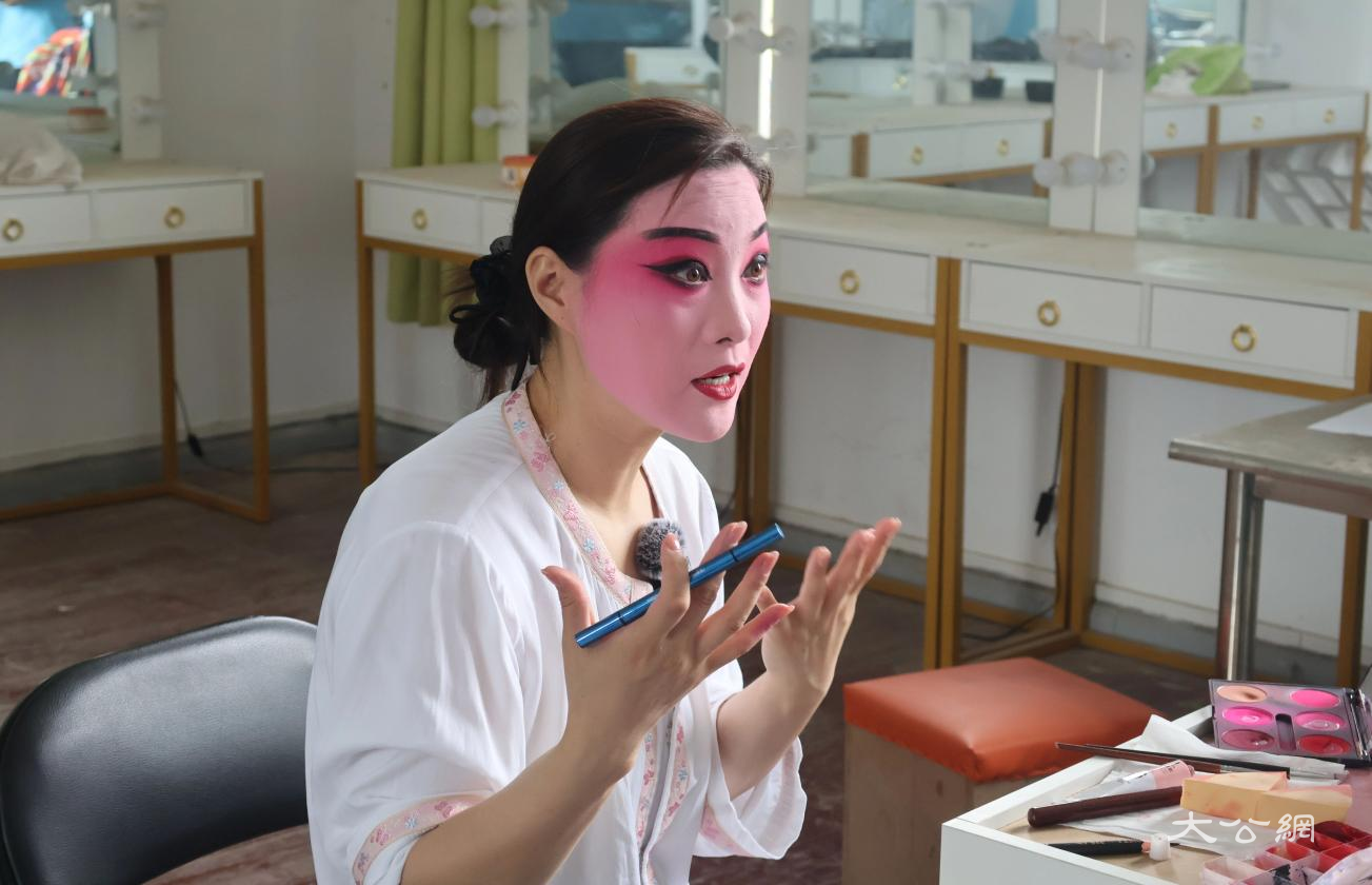 開封豫劇院：她們，把豫劇的根扎進(jìn)時(shí)代土壤