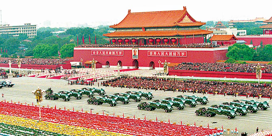 新时代大阅兵：新阵容 新装备 新战力