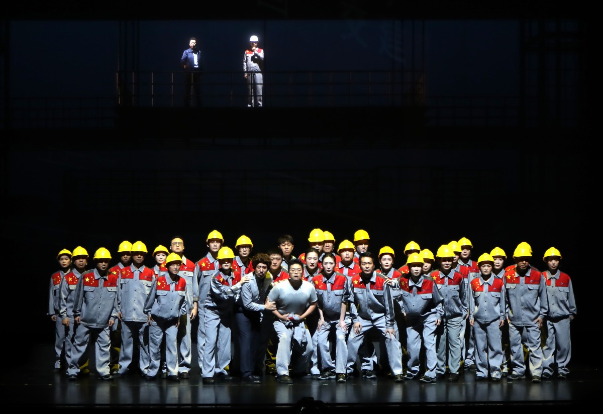 以港珠澳大桥建设为叙事核心 话剧《龙腾伶仃洋》启动城市巡演