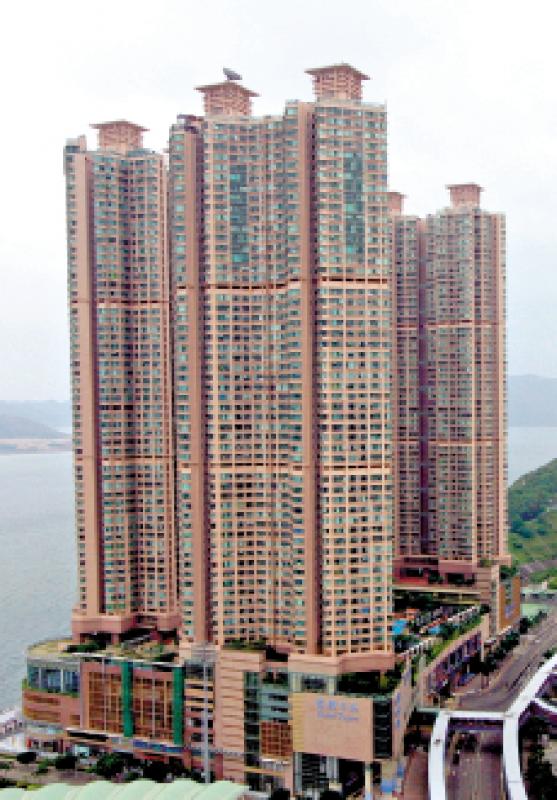 ﻿租客追加至3.26万 抢租蓝湾半岛