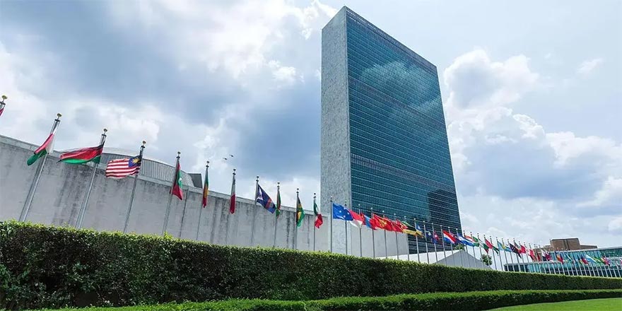 中国代表就联合国架构改革提三点初步建议