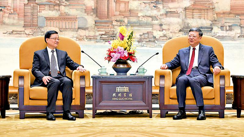 ﻿李家超与上海市领导会面 沪港优势互补 全方位多领域深层次合作