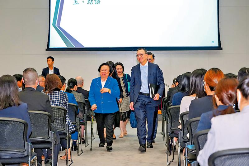 ﻿谭惠珠为政府律师国安研习班主讲